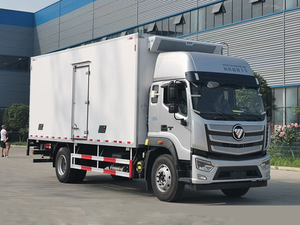 7.6米福田欧航冷藏车（高顶）