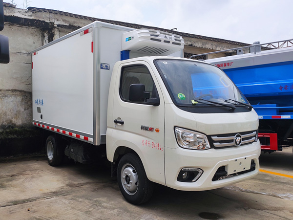 3.2米福田祥菱M1冷藏车
