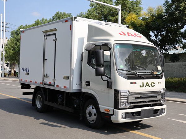 3.7米江淮帅铃S3冷藏车